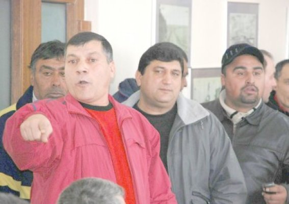 Cu un pas în puşcărie, clanul Raim cere favoruri de la Primăria Mangalia